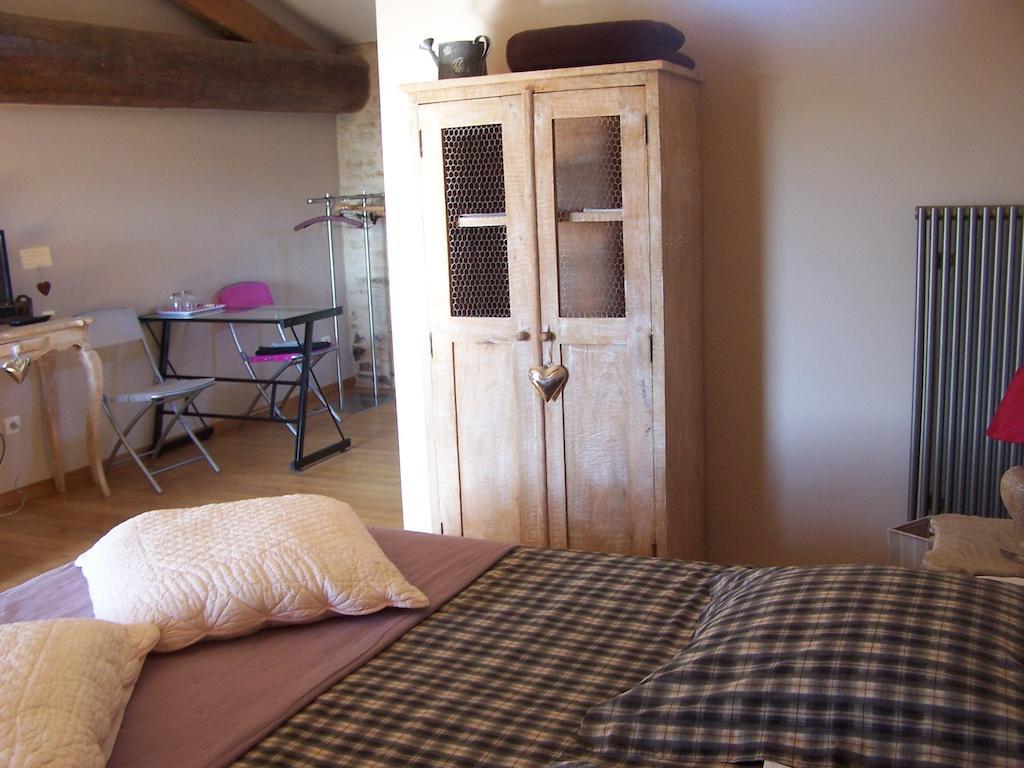 B&B Clos De Pomeir Pommiers (Rhone) Ruang foto