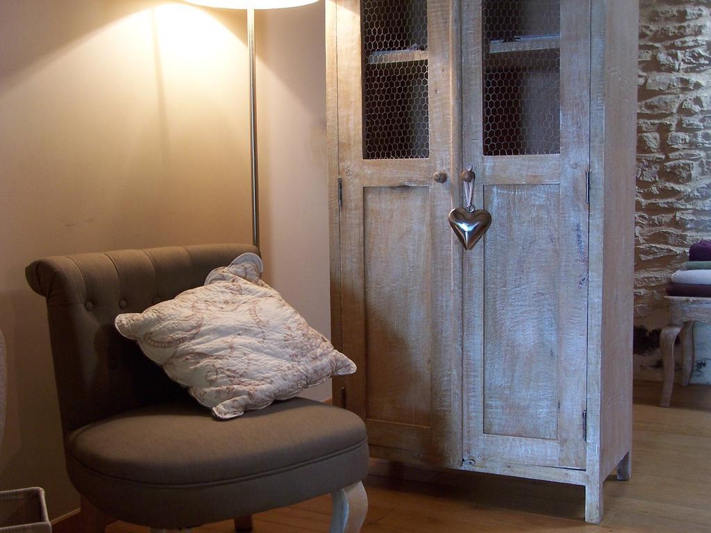 B&B Clos De Pomeir Pommiers (Rhone) Bagian luar foto